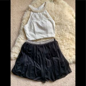 Gorgeous 2 Piece Dress 👗